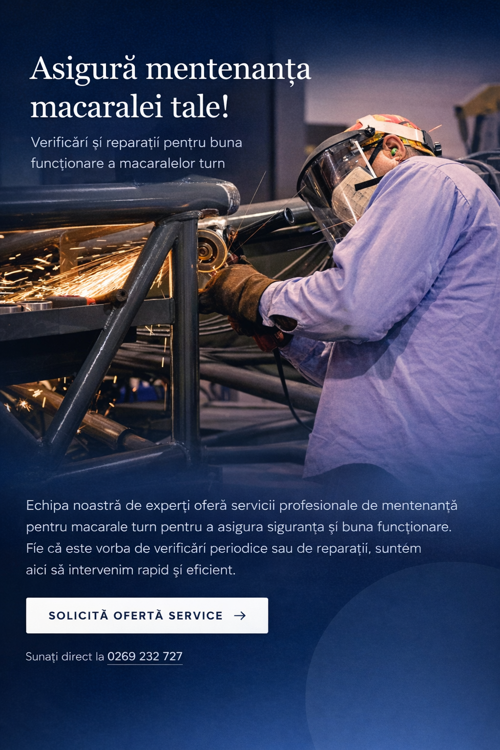 Service macara turn – tehnician Fortza efectuând mentenanță și verificări pe macara de construcție